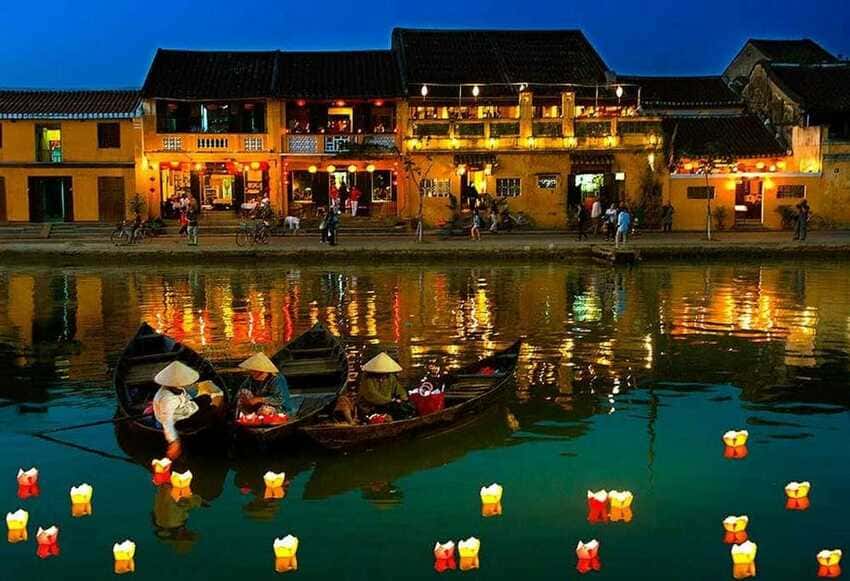 Gita-in-barca-sul-fiume-Hoai-a-Hoi-An