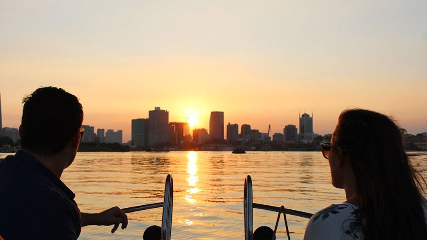 tramonto-romantico-fiume-sai-gon