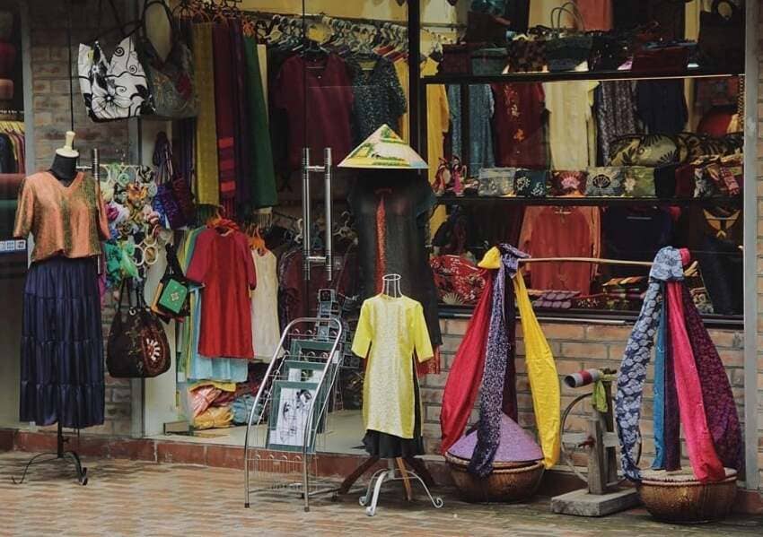 Villaggio_seta_Van_Phuc