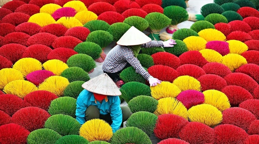 Villaggio_produce_incenso_Quang_Phu_Cau